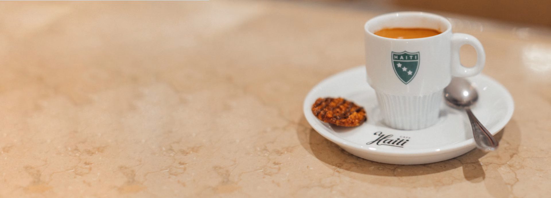 CAFÉ EXPRESS: GRAN CUERPO, TOSTADO MEDIO